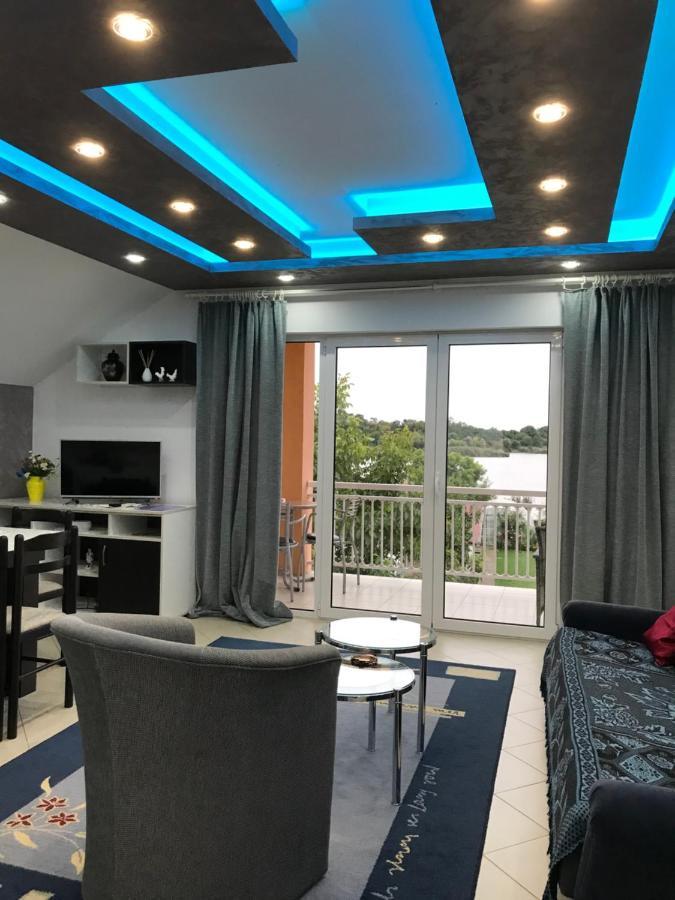 Guesthouse Rebel Deliblato Экстерьер фото