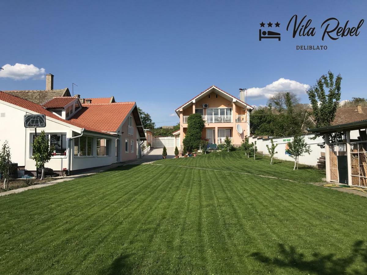 Guesthouse Rebel Deliblato Экстерьер фото